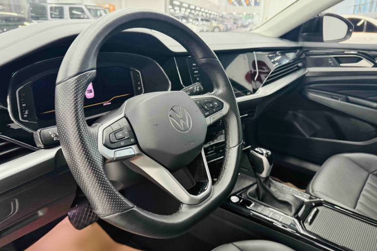 Used Volkswagen Passat 2022 330TSI Elite Edition Steering Wheel