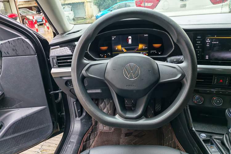 Used Volkswagen Passat 2022 280TSI Business Edition Steering Wheel