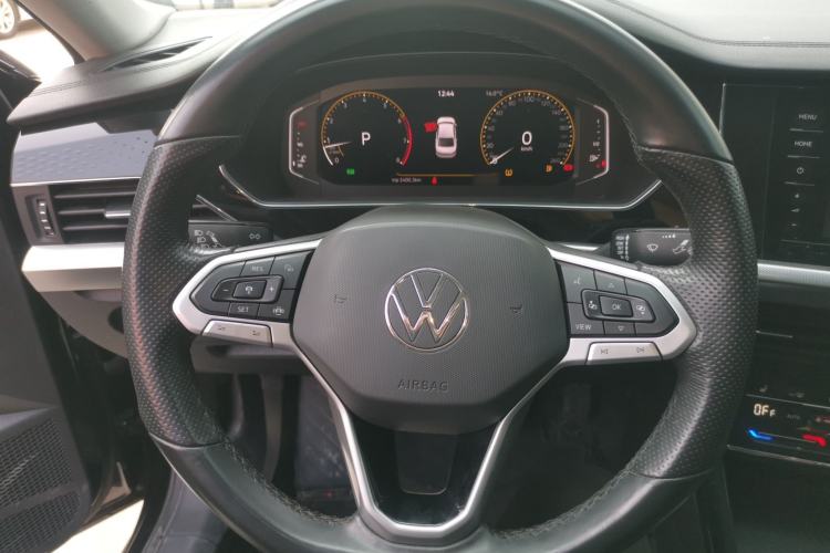 Used Volkswagen Passat 2022 330TSI Starry Elite Edition Steering Wheel