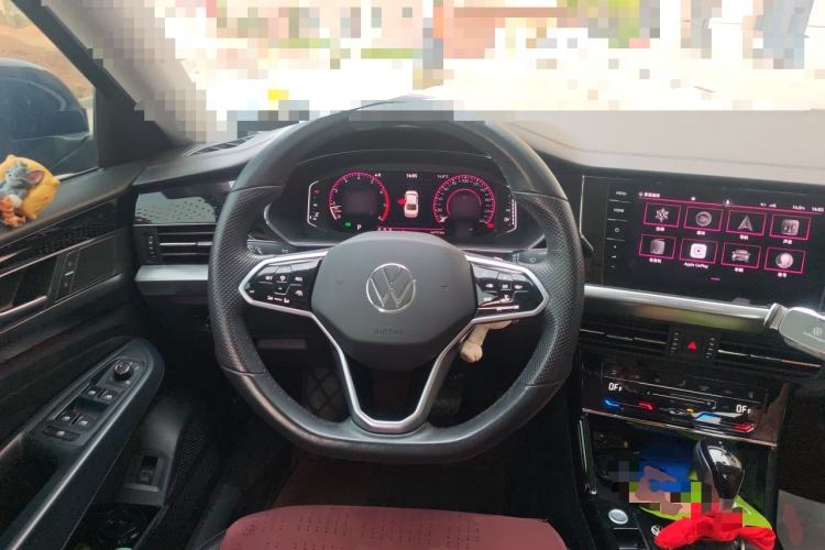 Used Volkswagen Passat 2022 330TSI Luxury Edition Steering Wheel