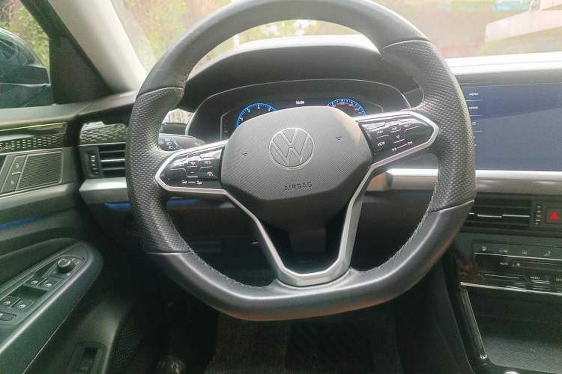 Used Volkswagen Passat 2022 380TSI Luxury Edition Steering Wheel