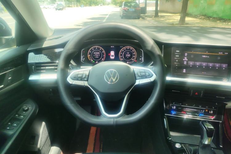 Used Volkswagen Passat 2022 330TSI Starry Elite Edition Steering Wheel