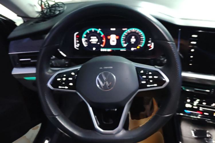 Used Volkswagen Passat 2022 330TSI Starry Luxury Edition Steering Wheel