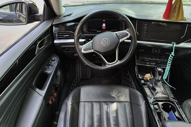 Used Volkswagen Passat 2022 330TSI Elite Edition Steering Wheel