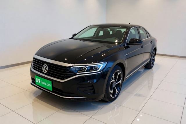 Volkswagen Passat 2022 330TSI Elite Edition مستعملة