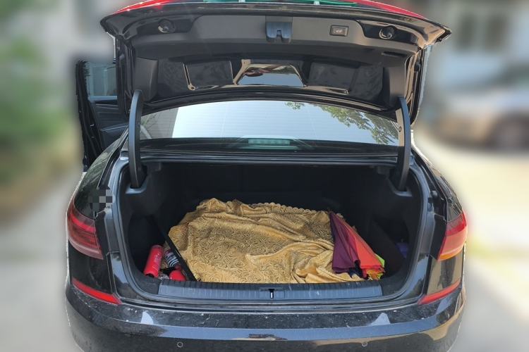Used Volkswagen Passat 2022 330TSI Starry Luxury Edition Trunk