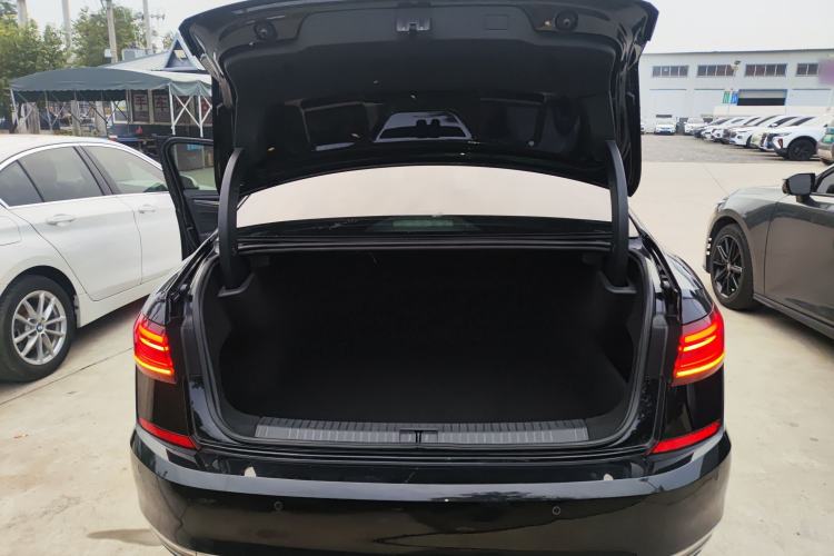Used Volkswagen Passat 2022 330TSI Starry Elite Edition Trunk