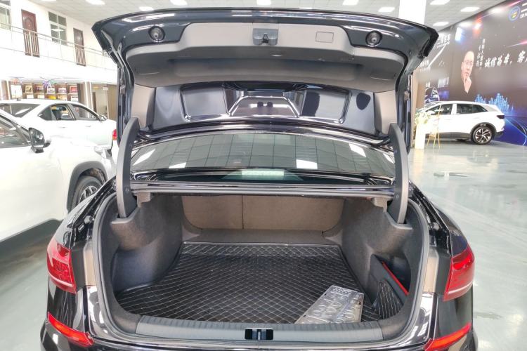 Used Volkswagen Passat 2022 330TSI Luxury Edition Trunk