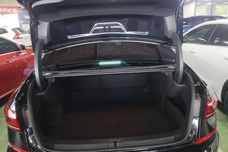 Used Volkswagen Passat 2022 330TSI Elite Edition Trunk