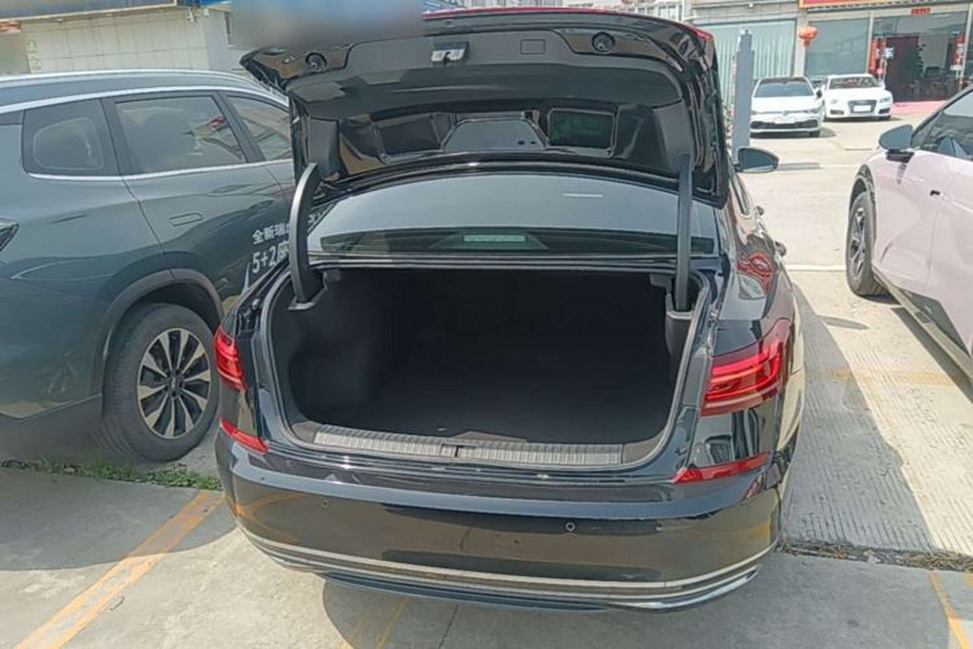 Used Volkswagen Passat 2022 330TSI Starry Elite Edition Trunk