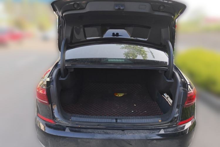 Used Volkswagen Passat 2022 330TSI Elite Edition Trunk