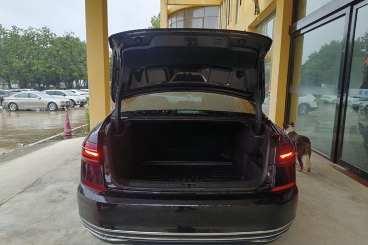 Used Volkswagen Passat 2022 330TSI Luxury Edition Trunk