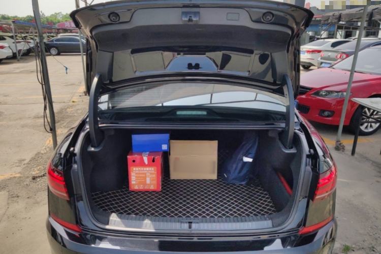 Used Volkswagen Passat 2022 330TSI Luxury Edition Trunk