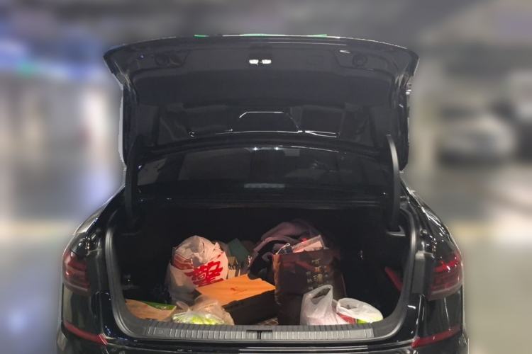 Used Volkswagen Passat 2022 330TSI Luxury Edition Trunk