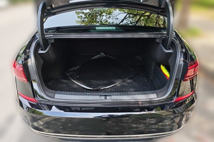 Used Volkswagen Passat 2022 330TSI Starry Luxury Edition Trunk