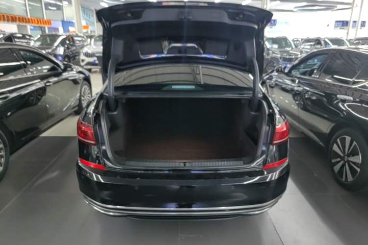 Used Volkswagen Passat 2022 330TSI Starry Elite Edition Custom Version Trunk
