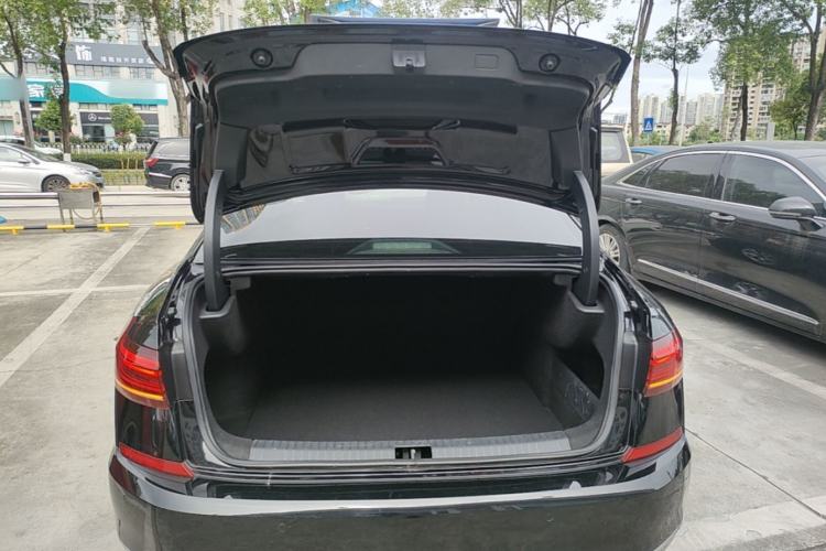 Used Volkswagen Passat 2022 280TSI Business Edition Trunk