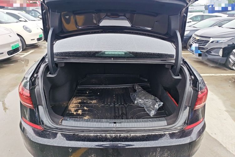 Used Volkswagen Passat 2022 330TSI Luxury Edition Trunk