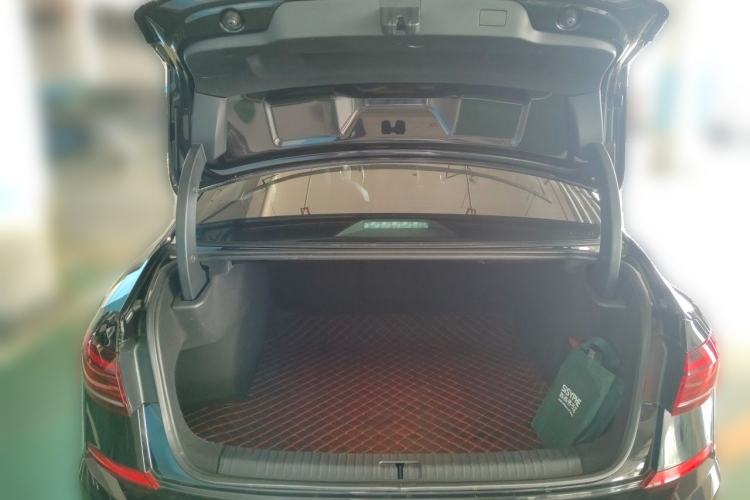 Used Volkswagen Passat 2022 330TSI Starry Elite Edition Trunk