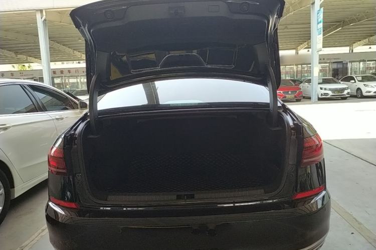 Used Volkswagen Passat 2022 330TSI Elite Edition Trunk