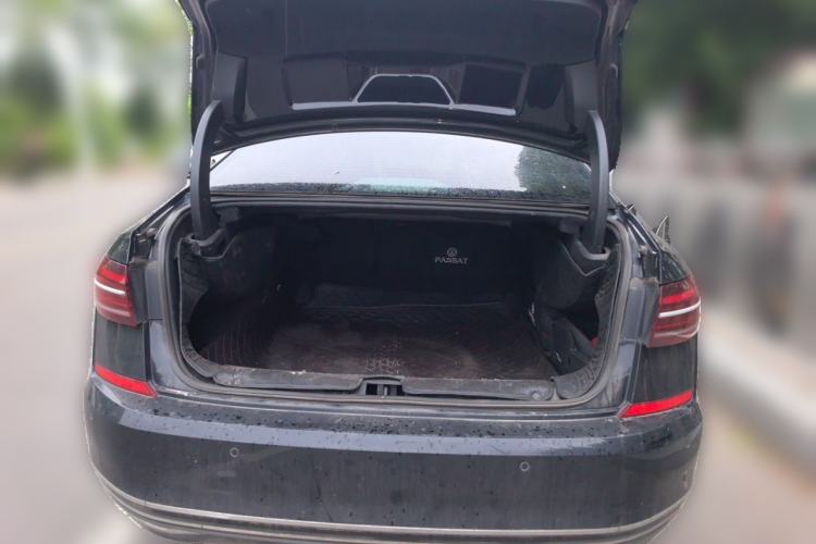 Used Volkswagen Passat 2022 330TSI Starry Luxury Edition Trunk