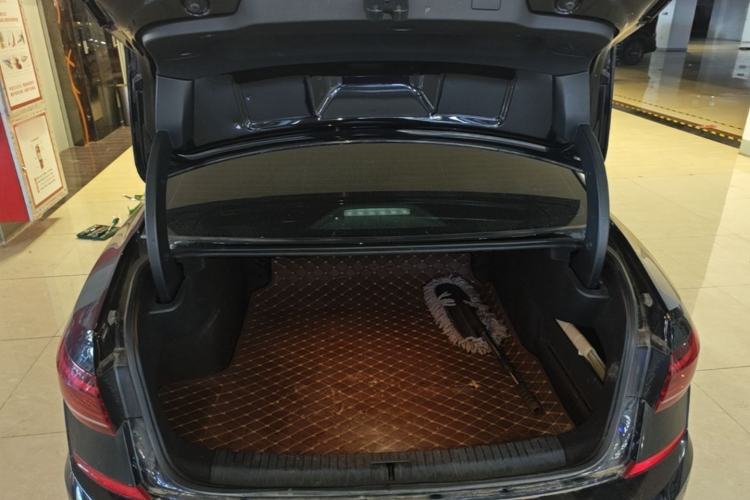 Used Volkswagen Passat 2022 330TSI Elite Edition Trunk