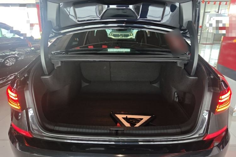 Used Volkswagen Passat 2022 330TSI Elite Edition Custom Version Trunk