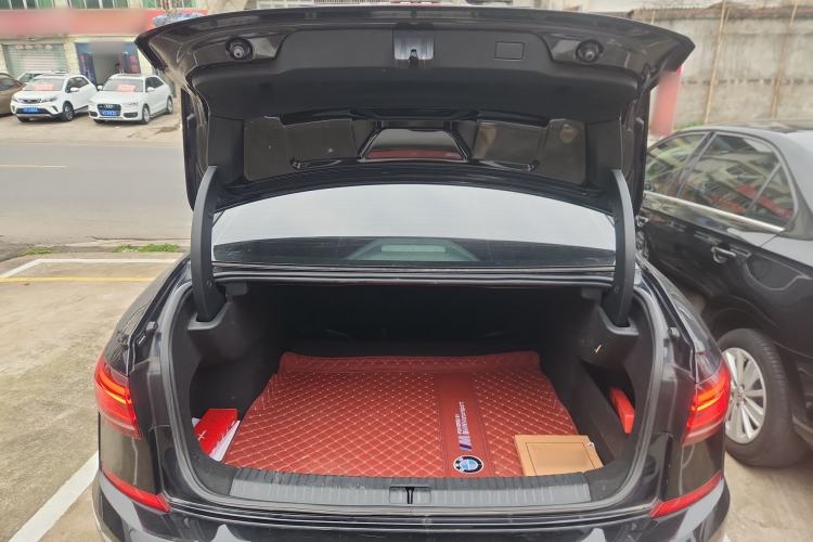 Used Volkswagen Passat 2022 280TSI Business Edition Trunk