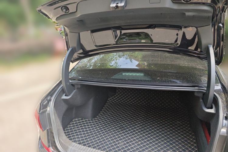 Used Volkswagen Passat 2022 280TSI Elite Edition Trunk