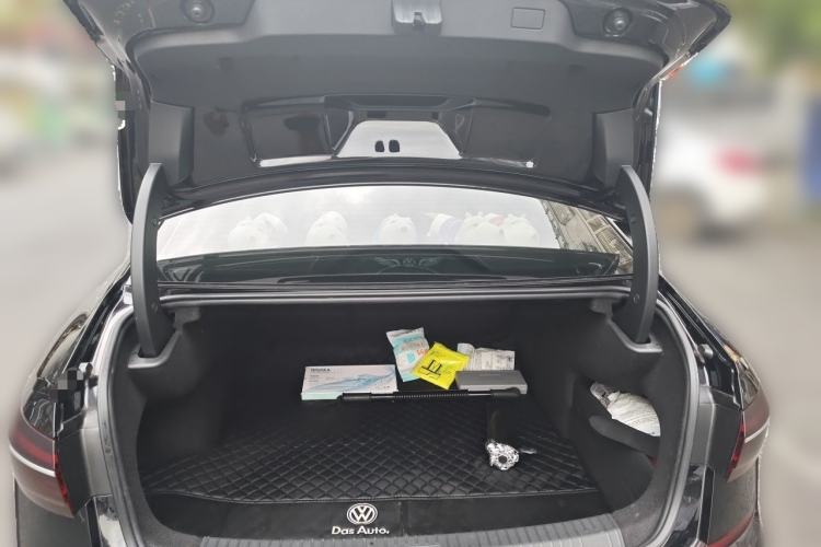 Used Volkswagen Passat 2022 330TSI Starry Elite Edition Trunk