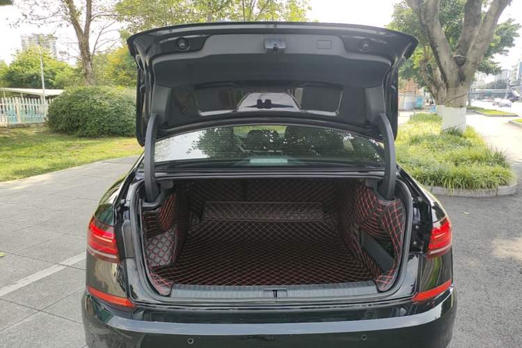 Used Volkswagen Passat 2022 330TSI Starry Luxury Edition Trunk