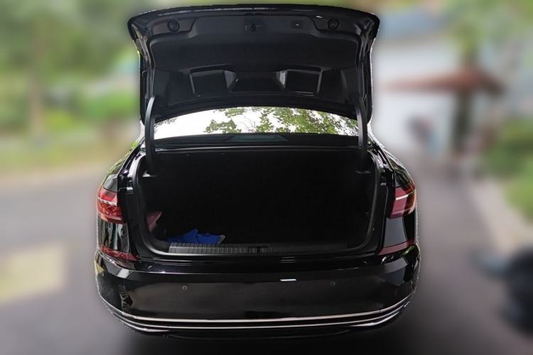 Used Volkswagen Passat 2022 380TSI Flagship Edition Trunk