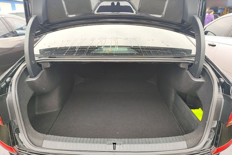 Used Volkswagen Passat 2022 330TSI Elite Edition Custom Version Trunk
