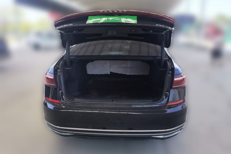 Used Volkswagen Passat 2022 330TSI Luxury Edition Trunk