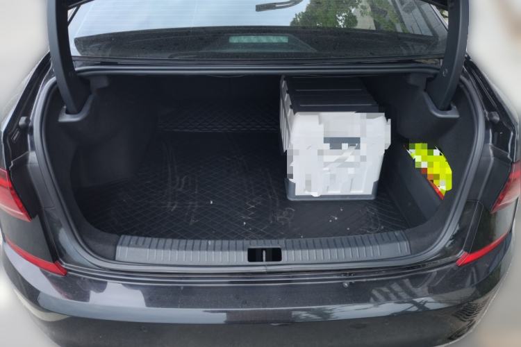 Used Volkswagen Passat 2022 330TSI Luxury Edition Trunk