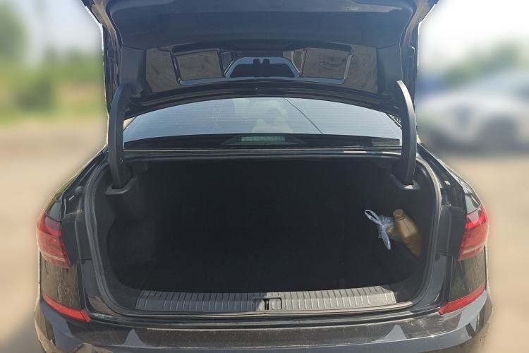 Used Volkswagen Passat 2022 330TSI Luxury Edition Trunk