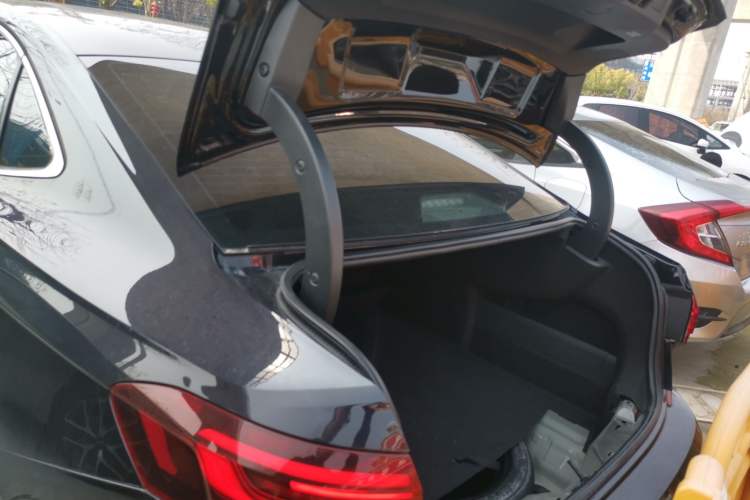 Used Volkswagen Passat 2022 330TSI Starry Elite Edition Trunk