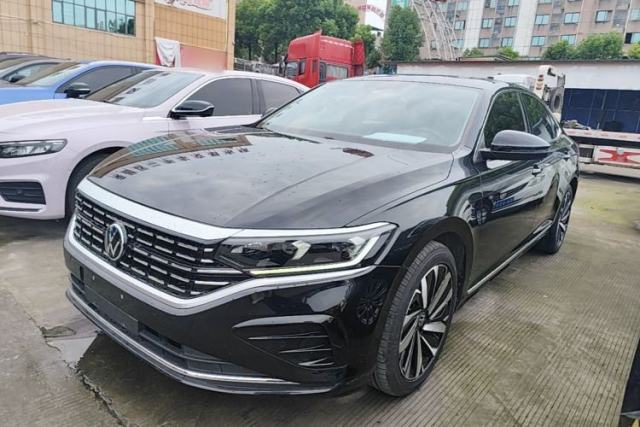 Used Volkswagen Passat 2022 330TSI Elite Edition Custom Version