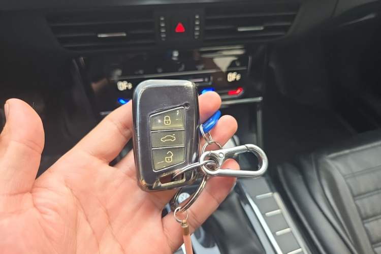 Used Volkswagen Passat 2022 330TSI Starry Elite Edition Vehicle Key