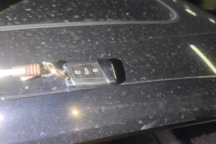 Used Volkswagen Passat 2022 330TSI Starry Luxury Edition Vehicle Key