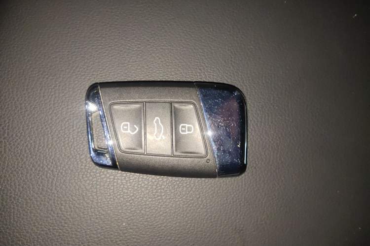 Used Volkswagen Passat 2022 330TSI Luxury Edition Vehicle Key