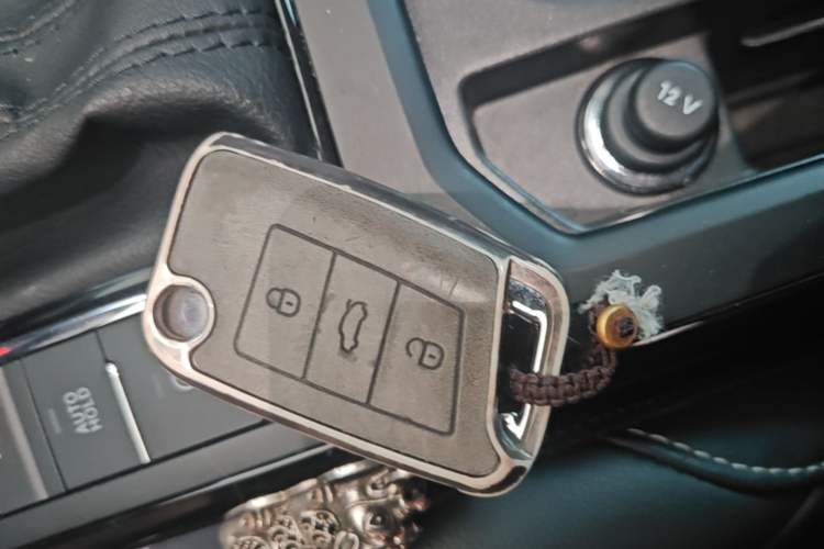 Used Volkswagen Passat 2022 280TSI Business Edition Vehicle Key