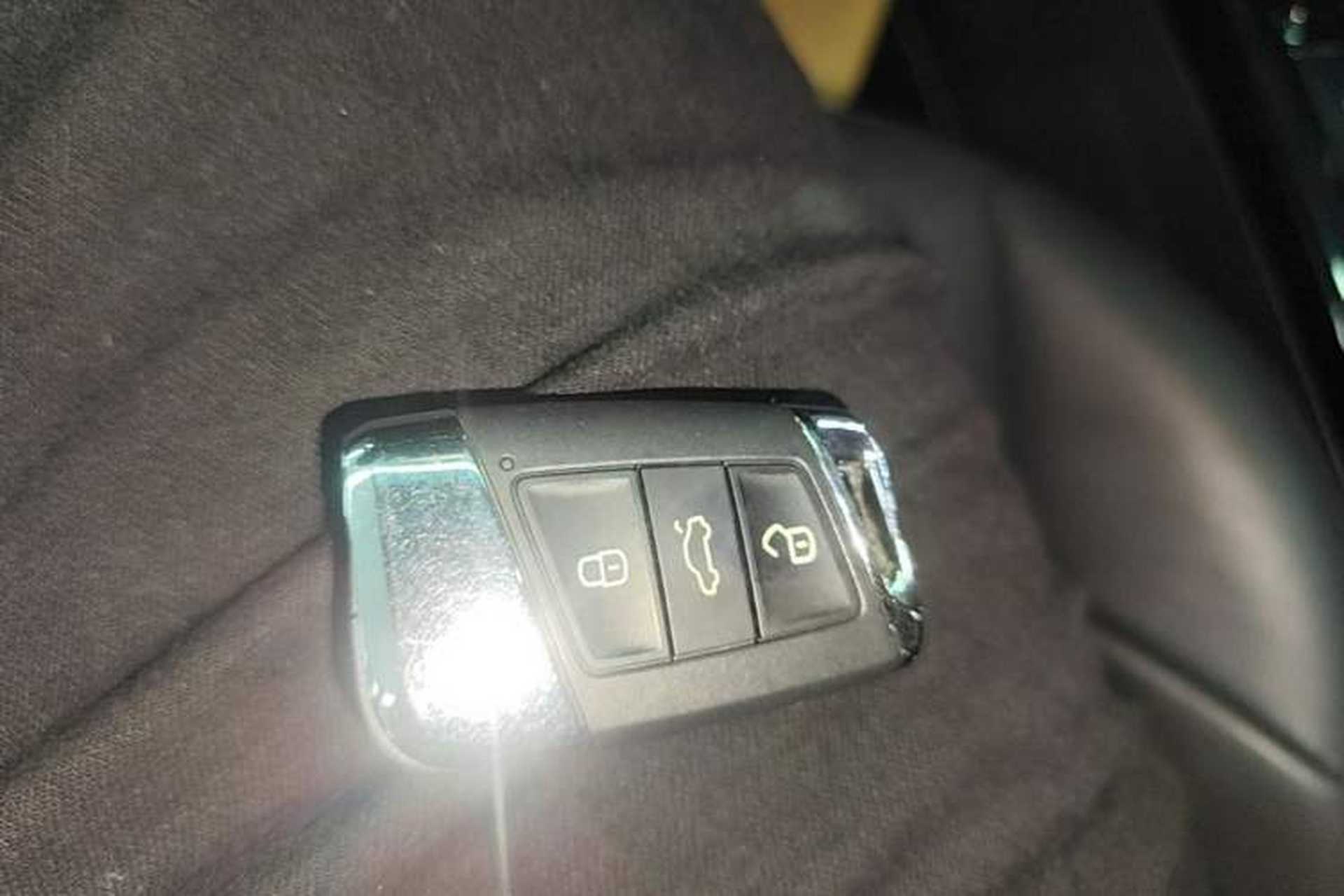 Used Volkswagen Passat 2022 330TSI Elite Edition Vehicle Key