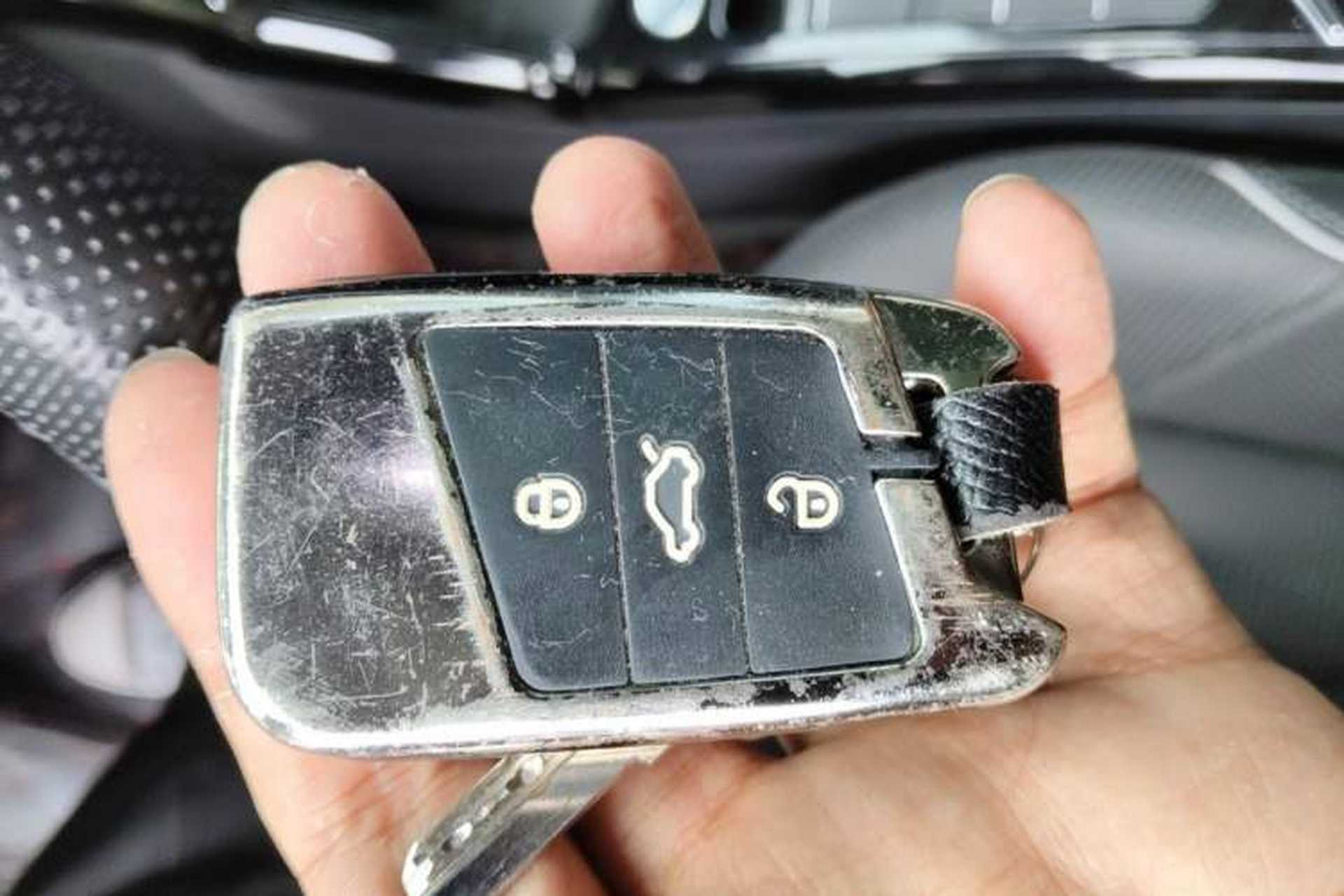 Used Volkswagen Passat 2022 330TSI Luxury Edition Vehicle Key