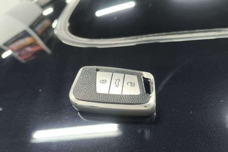 Used Volkswagen Passat 2022 330TSI Starry Elite Edition Vehicle Key