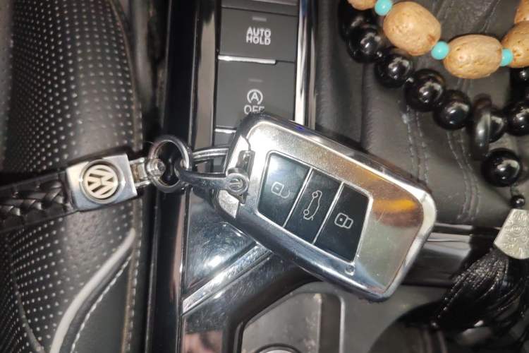 Used Volkswagen Passat 2022 330TSI Luxury Edition Vehicle Key
