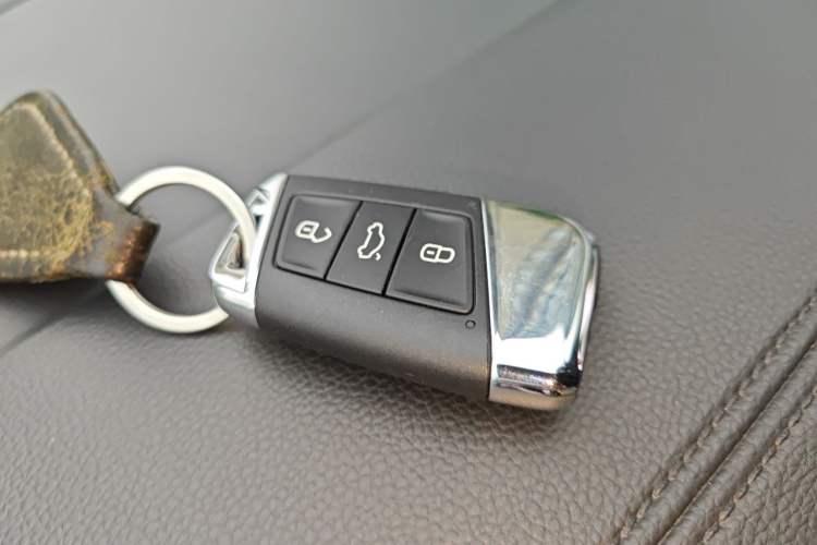 Used Volkswagen Passat 2022 330TSI Starry Luxury Edition Vehicle Key
