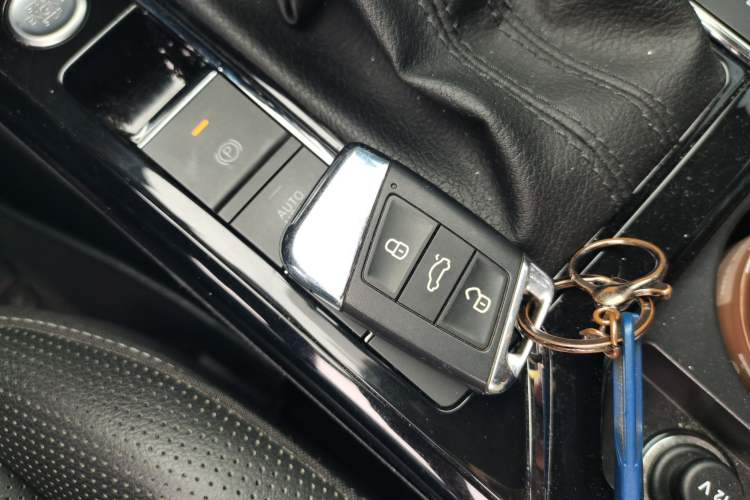 Used Volkswagen Passat 2022 330TSI Starry Luxury Edition Vehicle Key