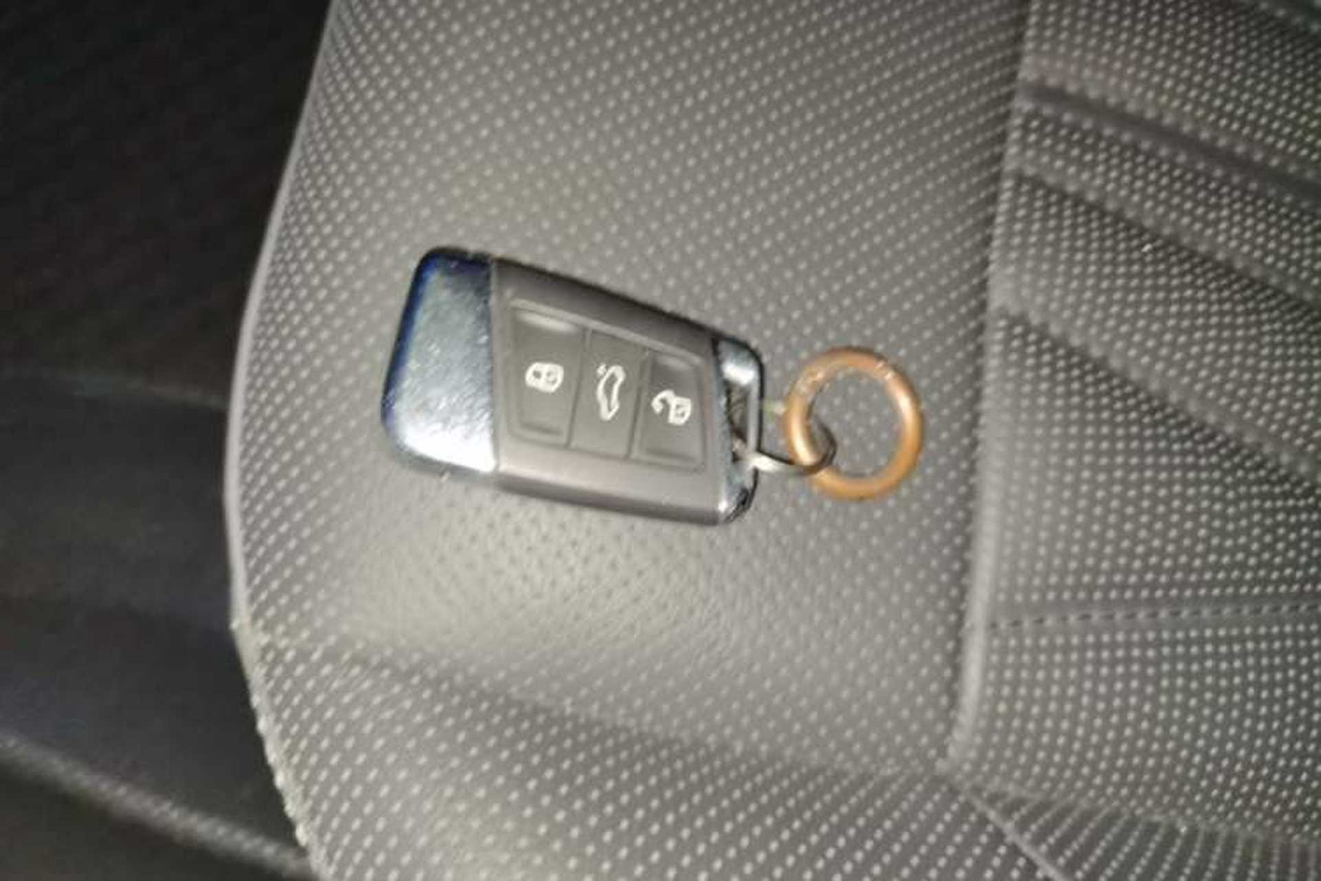 Used Volkswagen Passat 2022 330TSI Starry Luxury Edition Vehicle Key