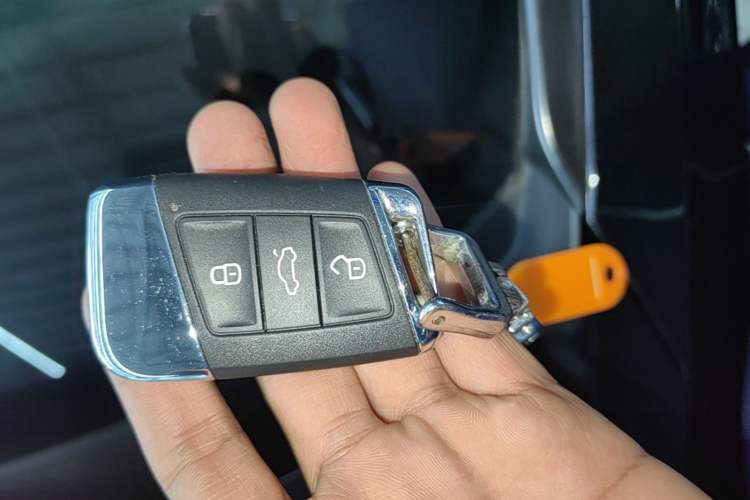 Used Volkswagen Passat 2022 330TSI Starry Elite Edition Custom Version Vehicle Key